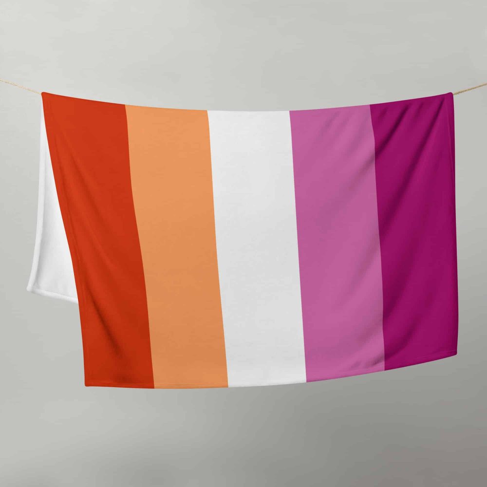 Lesbian Pride Flag Fleece Blanket - Image 4